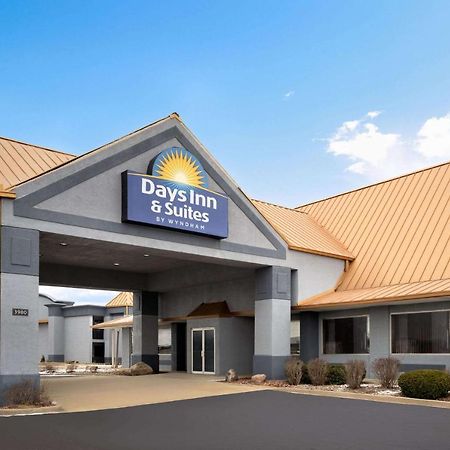 Days Inn & Suites By Wyndham Kokomo Buitenkant foto