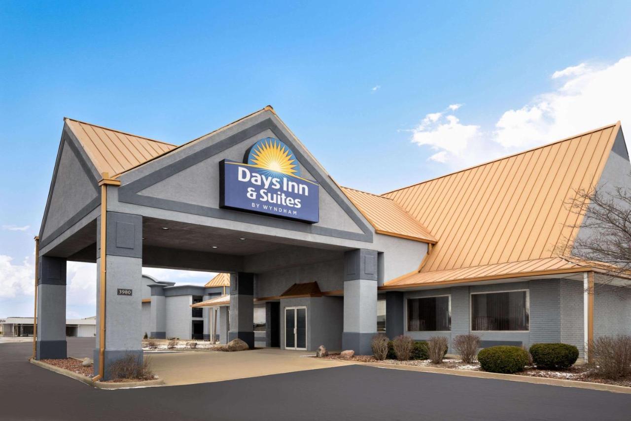 Days Inn & Suites By Wyndham Kokomo Buitenkant foto